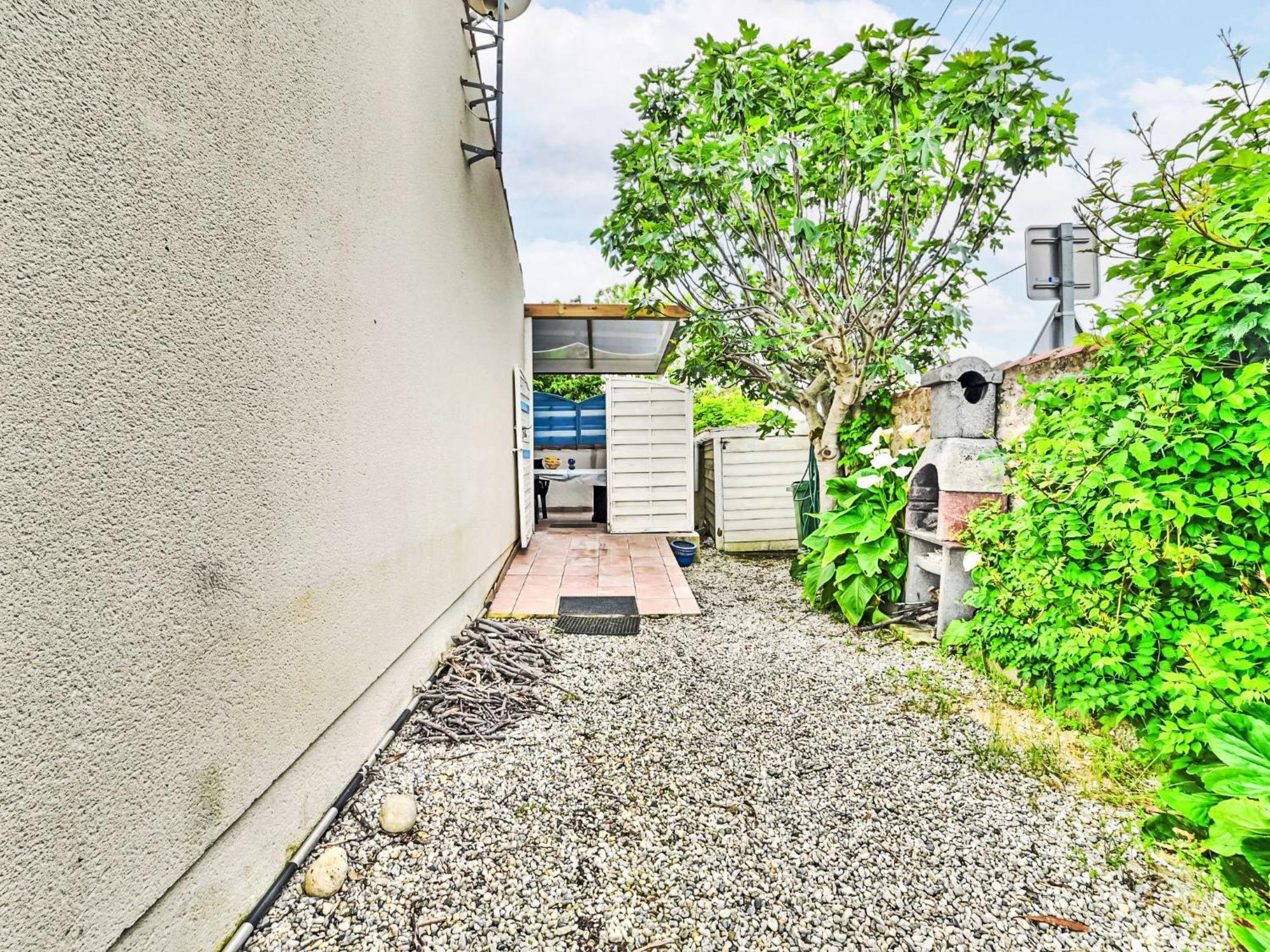 Maisonneuve By Interhome Saint-Pierre-d'Oleron